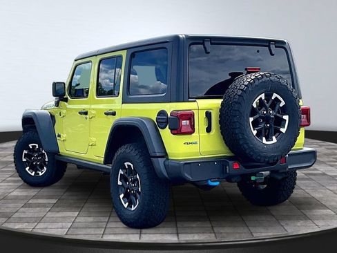 Used 2024 Jeep Wrangler Unlimited Rubicon 4xe AWD/4WD image 13