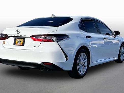 Used 2021 Toyota Camry LE w/ Carpet Mat Package (TMS) image 2