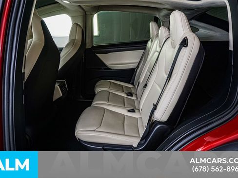 Used 2018 Tesla Model X 75D AWD/4WD image 16