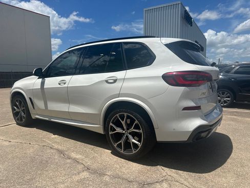 Used 2023 BMW X5 xDrive40i w/ M Sport Package AWD/4WD image 4