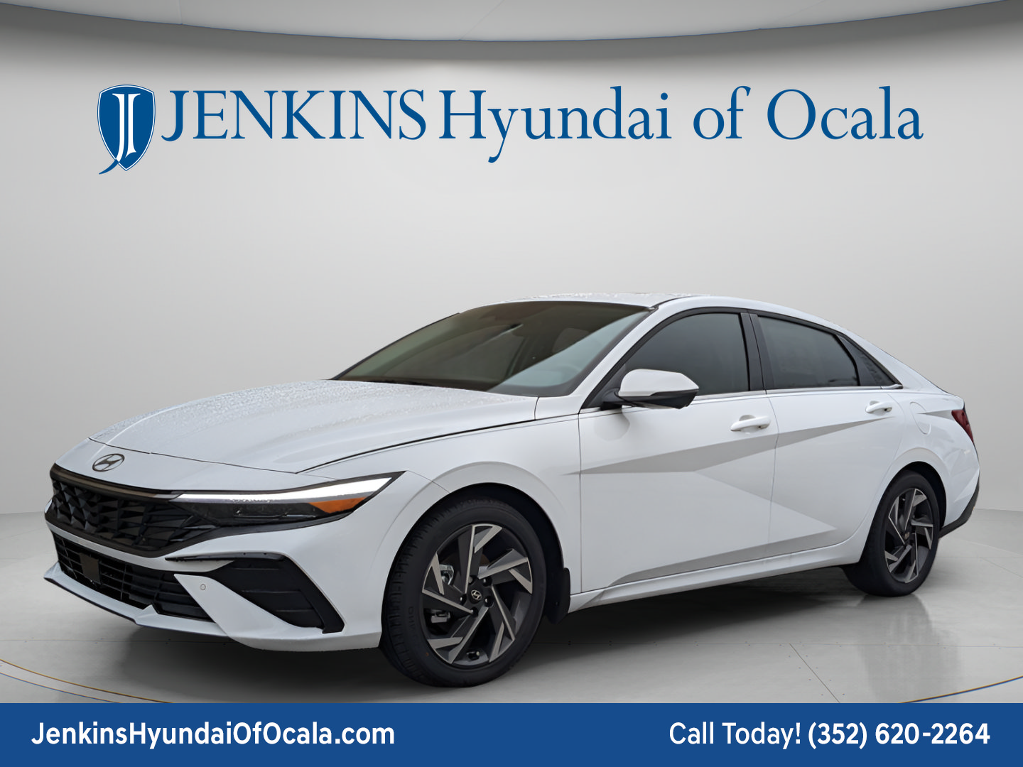 Certified 2025 Hyundai Elantra Limited FWD image 5
