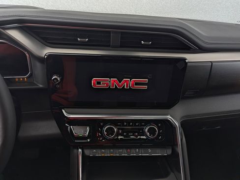 New 2026 GMC Sierra 1500 Denali w/ Technology Package AWD/4WD image 26