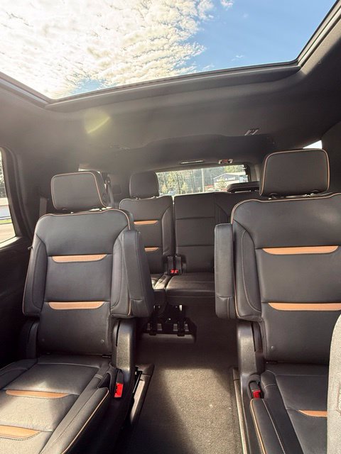 Used 2022 GMC Yukon AT4 w/ Technology Package AWD/4WD image 21