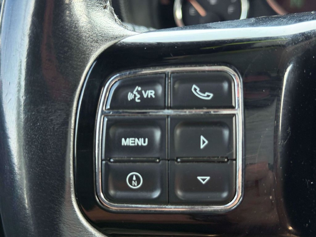 Used 2015 Jeep Wrangler Unlimited Sahara w/ Dual Top Group AWD/4WD image 25