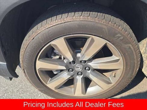 Used 2025 Honda Pilot Elite image 6