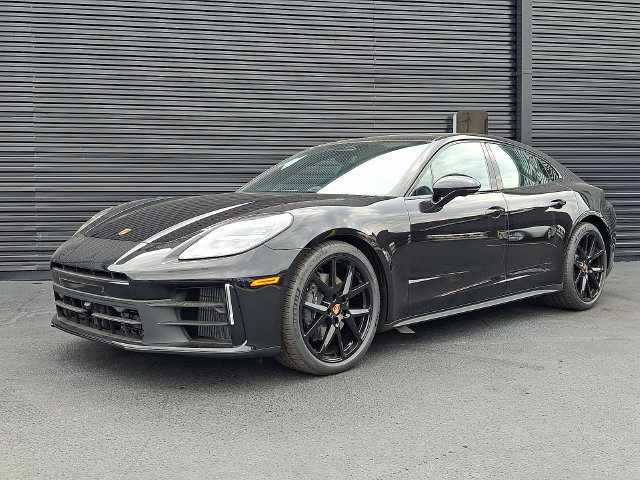 New 2026 Porsche Panamera 4 AWD/4WD image 1