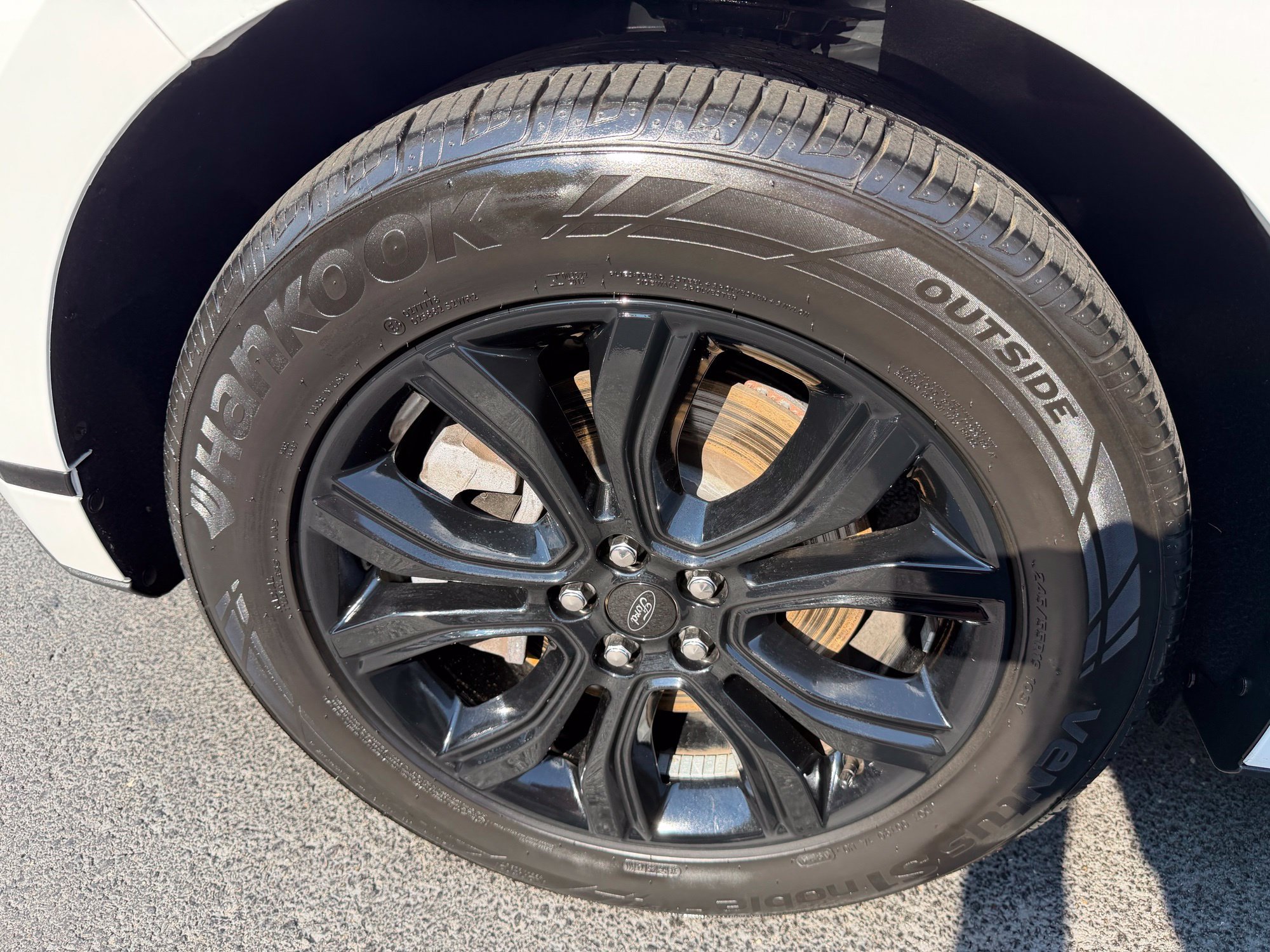 Used 2024 Ford Edge SE w/ Black Appearance Package AWD/4WD image 11