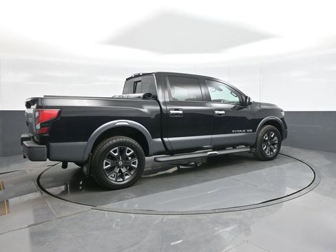Used 2020 Nissan Titan Platinum Reserve image 7