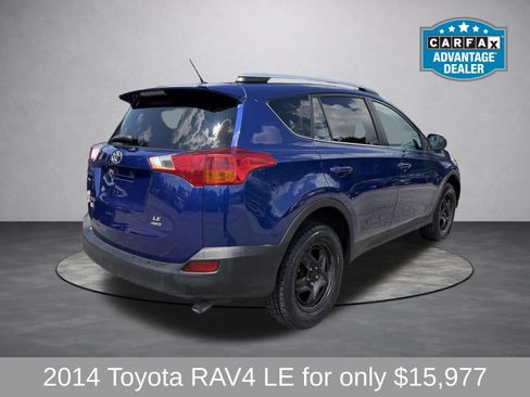 Used 2014 Toyota RAV4 LE AWD/4WD image 3