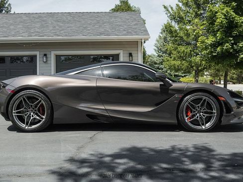 Used 2018 McLaren 720S Luxury RWD image 9
