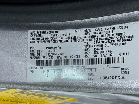 Used 2017 Ford Fiesta SE FWD image 37