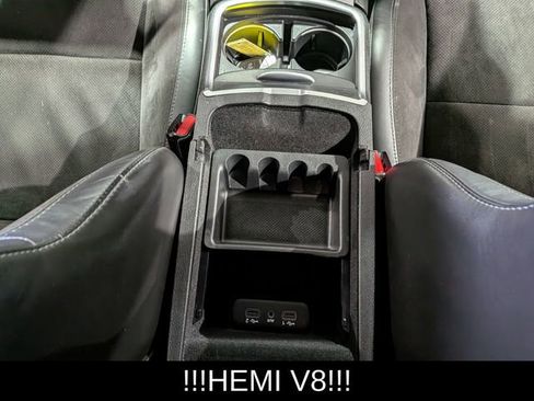 Used 2019 Dodge Charger R/T w/ Plus Group image 32