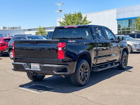 Used 2024 Chevrolet Silverado 1500 Custom w/ Turbomax Blackout Package AWD/4WD image 4