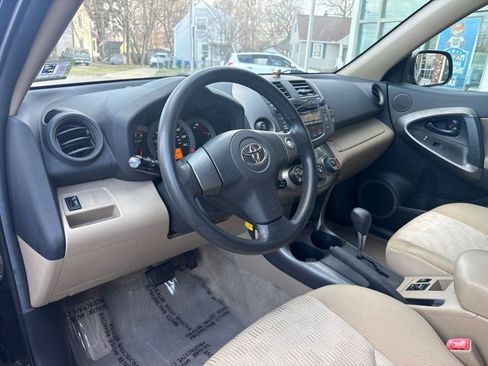 Used 2011 Toyota RAV4 4WD w/ Base L4 Extra Value Pkg image 10