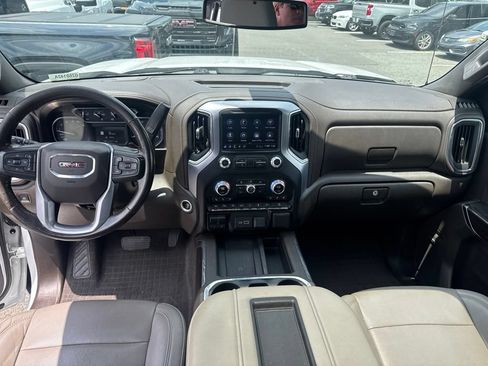 Used 2020 GMC Sierra 1500 SLT w/ SLT Premium Plus Package AWD/4WD image 15