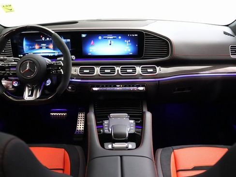 Used 2025 Mercedes-Benz GLE 63 AMG S w/ Driver Assistance Package image 26