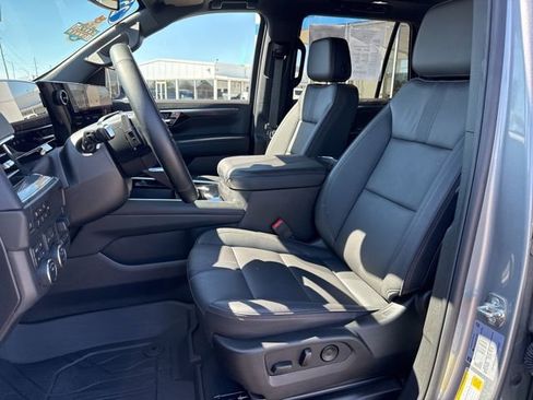 Certified 2025 Chevrolet Tahoe RST w/ Comfort Package image 11