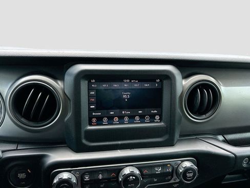 Used 2022 Jeep Wrangler Unlimited Sport AWD/4WD image 27