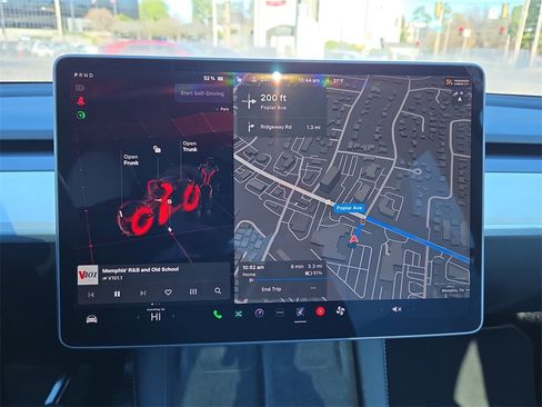 Used 2023 Tesla Model Y Long Range image 21