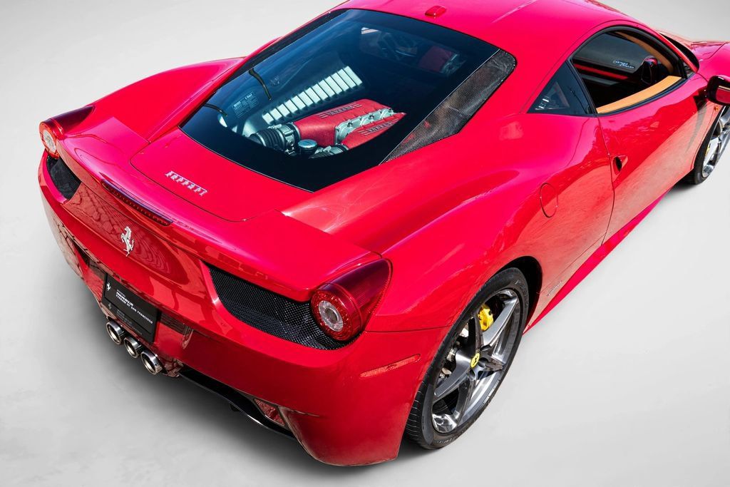 Used 2013 Ferrari 458 Italia Coupe RWD image 21