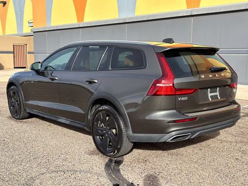 Used 2020 Volvo V60 T5 Cross Country w/ Protection Package Premier AWD/4WD image 6