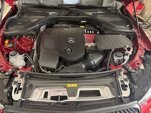 Used 2025 Mercedes-Benz GLC 350e GLC 350e image 22