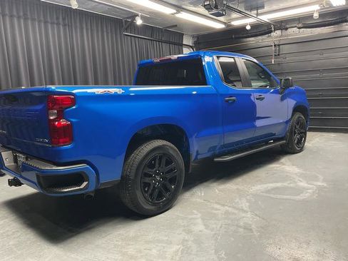 Used 2025 Chevrolet Silverado 1500 Custom image 5