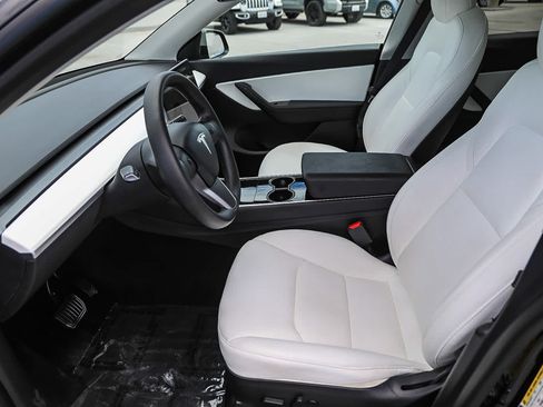 Used 2020 Tesla Model Y Long Range AWD/4WD image 17