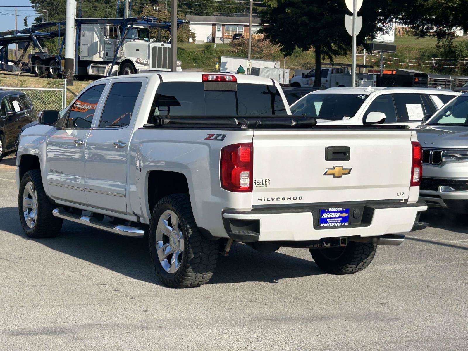 Used 2018 Chevrolet Silverado 1500 LTZ Z71 AWD/4WD image 4