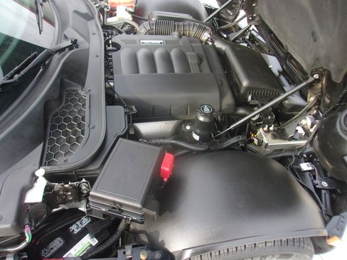 Used 2007 Pontiac Solstice Convertible w/ Premium Package RWD image 23