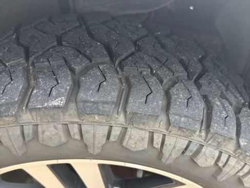 Used 2017 Toyota 4Runner Limited AWD/4WD image 17