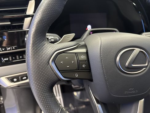 Used 2024 Lexus RX 350 F Sport image 16