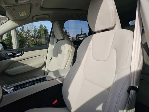 New 2026 Volvo XC60 B5 Ultra w/ Protection Package Premier image 25