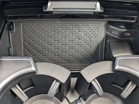 Used 2024 Mercedes-Benz GLS 450 4MATIC image 24