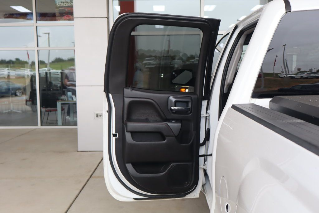 Used 2014 GMC Sierra 1500 SLT w/ All-Terrain Package AWD/4WD image 32