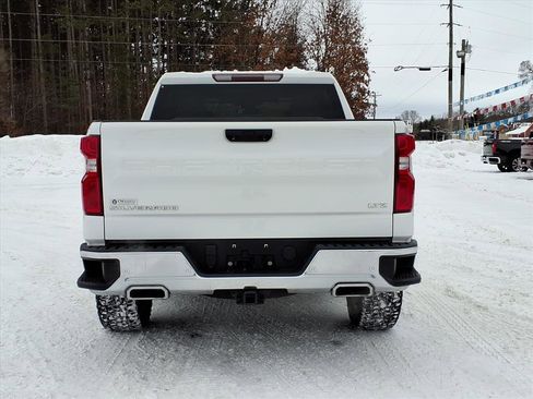 Certified 2022 Chevrolet Silverado 1500 LTZ w/ Z71 Off-Road Package image 15