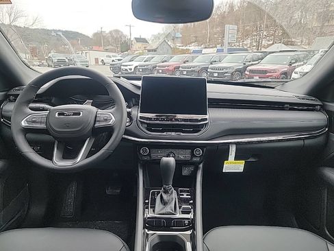 New 2026 Jeep Compass Limited AWD/4WD image 19