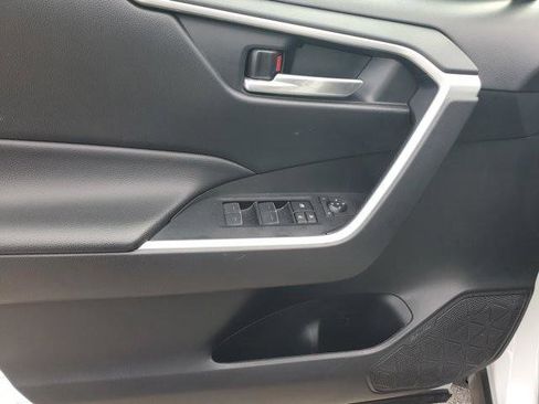 Used 2024 Toyota RAV4 XLE image 21