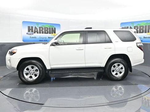 Used 2024 Toyota 4Runner SR5 image 2