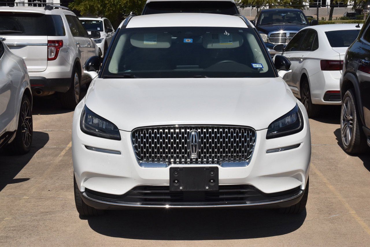 Used 2022 Lincoln Corsair FWD w/ Equipment Group 101A image 3
