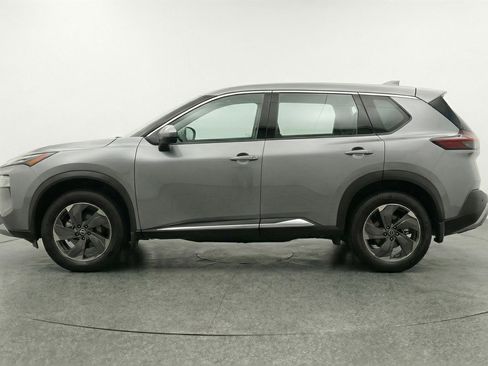 Used 2025 Nissan Rogue SV AWD/4WD image 5