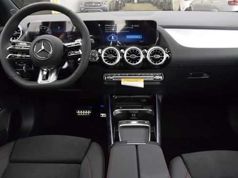 New 2026 Mercedes-Benz GLA 35 AMG 4MATIC image 20