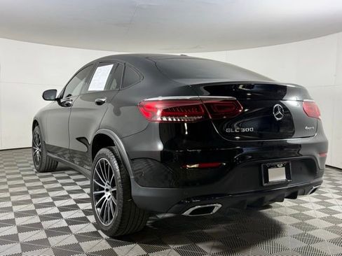 Used 2023 Mercedes-Benz GLC 300 4MATIC Coupe image 4