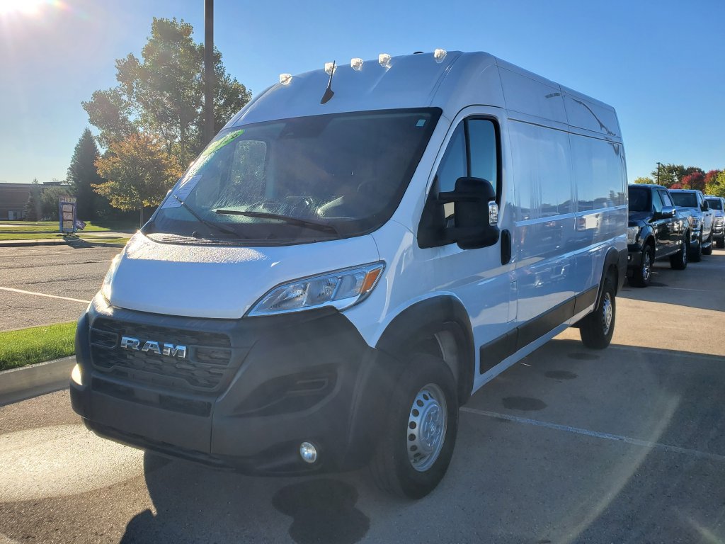 Used 2026 RAM ProMaster 2500 w/ Convenience Group FWD image 2