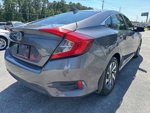 Used 2017 Honda Civic EX image 7