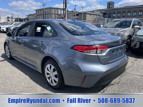Used 2025 Toyota Corolla LE FWD image 8
