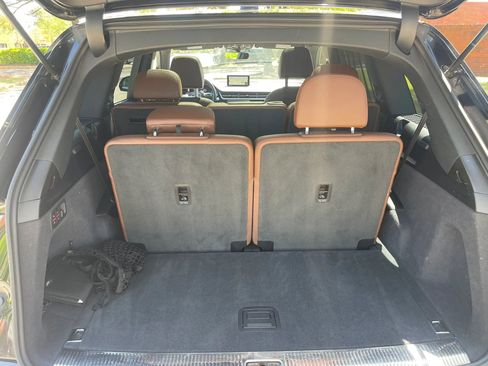 Used 2018 Audi Q7 3.0T Prestige image 15