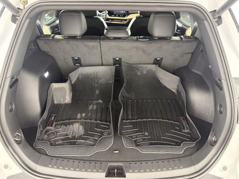 Used 2025 Chevrolet Equinox ACTIV w/ Safety and Technology Package AWD/4WD image 26