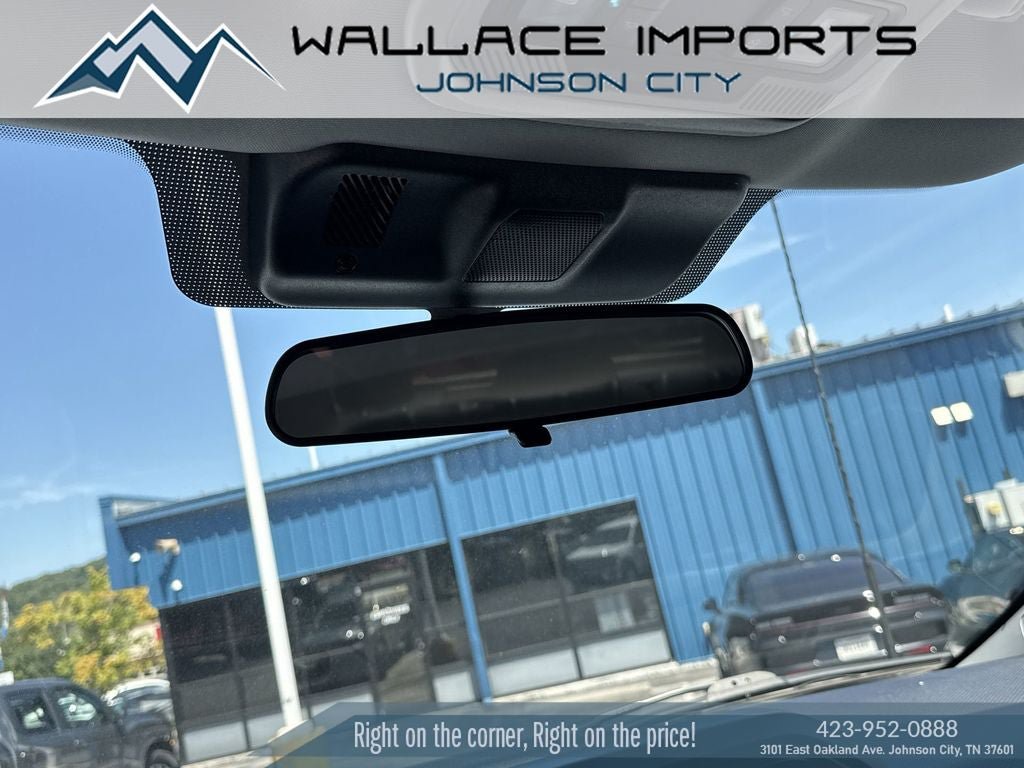 Used 2025 Ford F150 XLT w/ Equipment Group 301A Standard AWD/4WD image 15