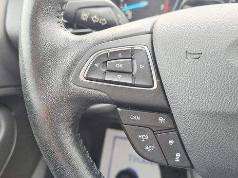 Used 2019 Ford Escape Titanium AWD/4WD image 26